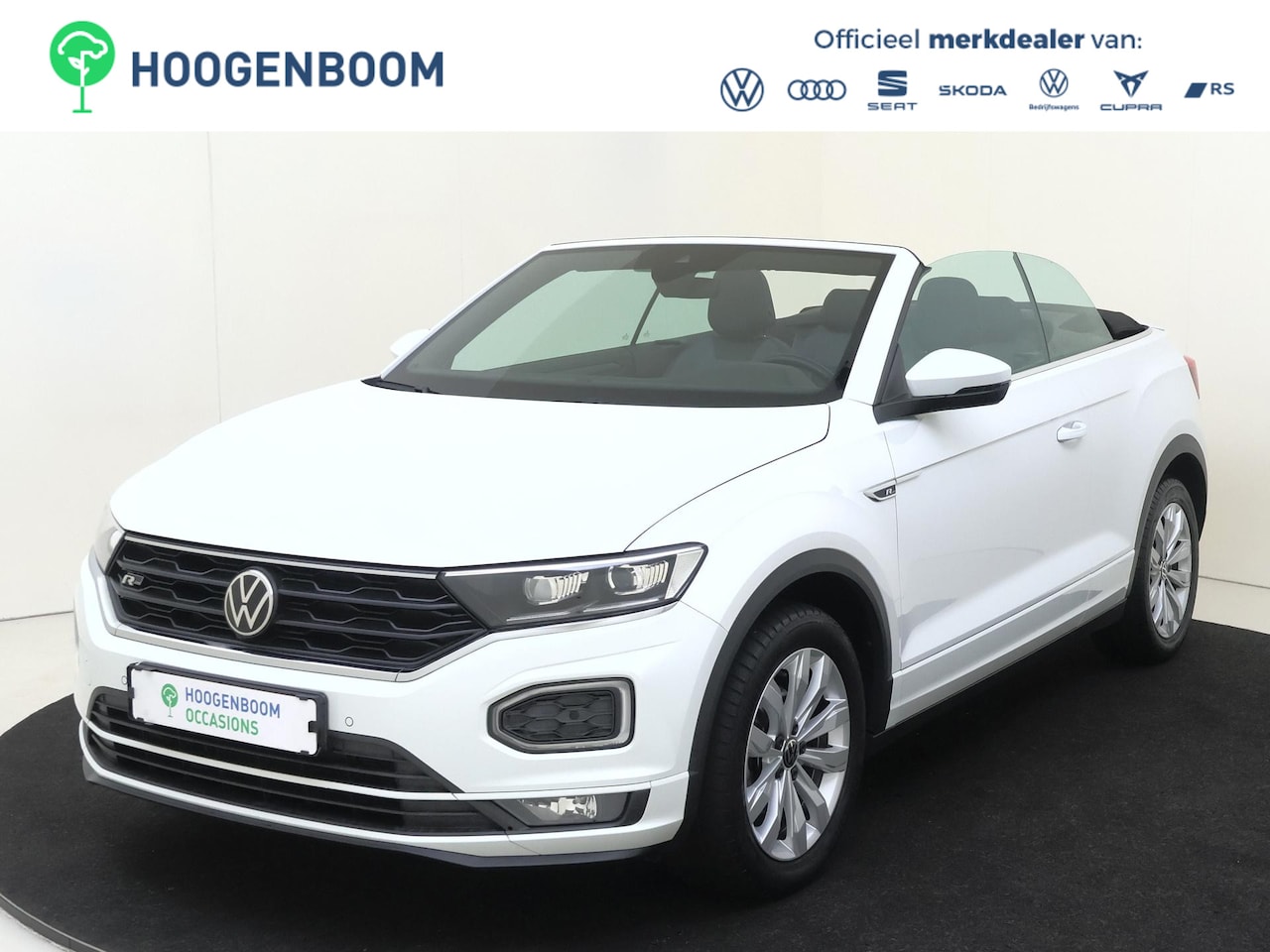 Volkswagen T-Roc Cabrio - 1.5 TSI R-Line | Keyless | Navigatie | Digital cockpit Pro | Adaptieve cruise control | LE - AutoWereld.nl
