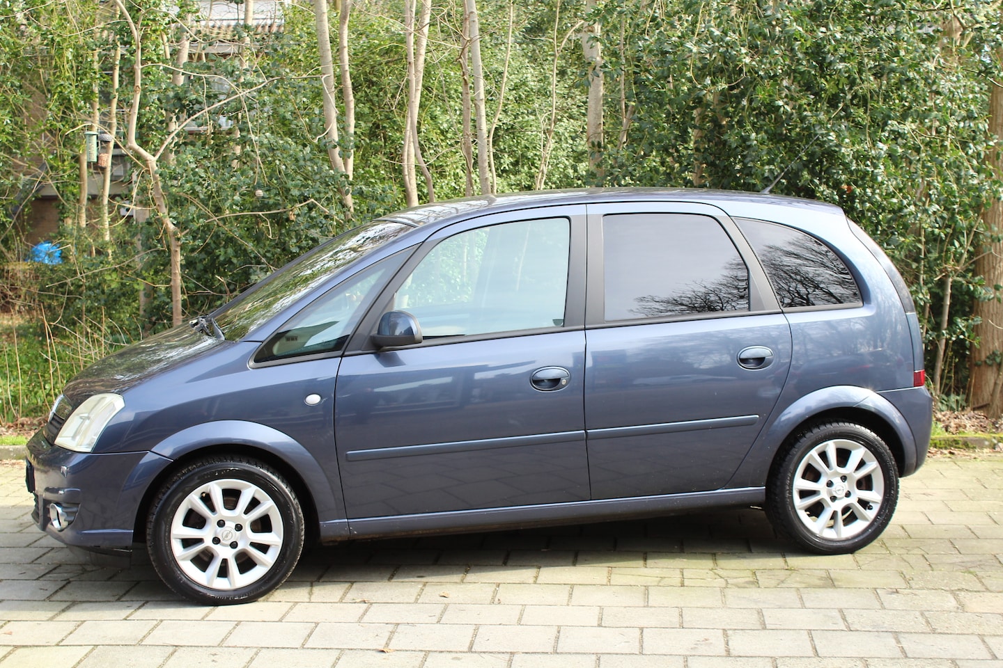 Opel Meriva - 1.6-16V Cosmo Lage km stand!! clima cruise APK nieuw! - AutoWereld.nl