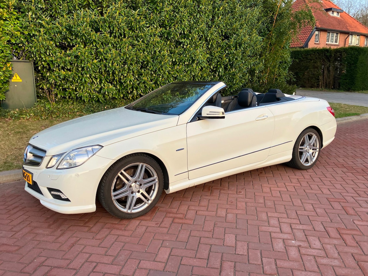 Mercedes-Benz E-klasse Cabrio - 200 CGI Elegance met amg pakket hele nette auto vele extra's - AutoWereld.nl