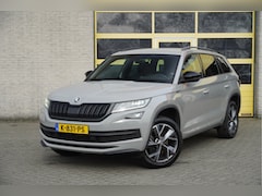 Skoda Kodiaq - 1.5 TSI 150PK Automaat Sportline Business BJ2021 Lmv 19" | Led V+A | Pdc | Keyless entry |