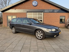 Volvo V70 - 2.4 Comfort Line 170PK Automaat | MEENEEMPRIJS Leer | Cruise | Clima | Afn. Trekhaak