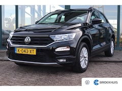 Volkswagen T-Roc - 1.5 TSI Style 150PK AUTOMAAT | Cruise control adaptief | Hill hold functie | Navigatiesyst