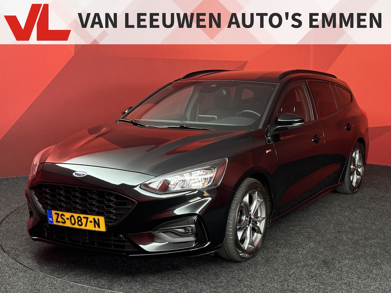 Ford Focus Wagon - 1.0 EcoBoost Titanium Business | Winterpack | Camera | Trekhaak - AutoWereld.nl