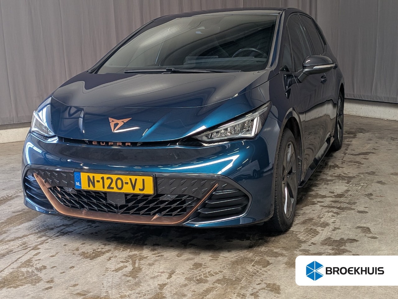 CUPRA Born - Business One 62 kWh 204 pk | Achteruitrijcamera | Cruise control adaptief | Stuur en Stuur - AutoWereld.nl