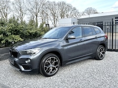 BMW X1 - xDrive20i Navi|Cruis|PDC|Media Grijs