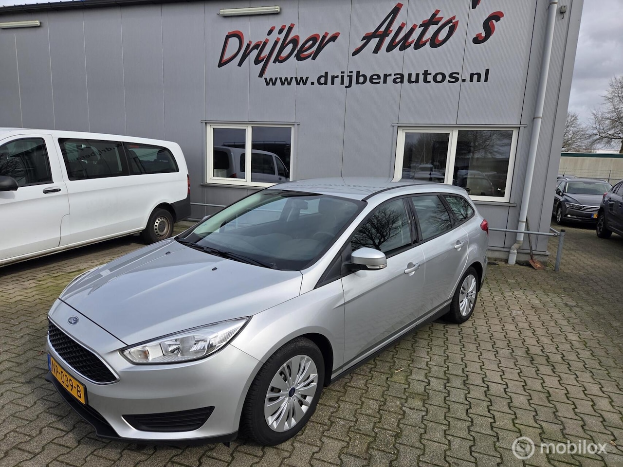 Ford Focus Wagon - 1.5 TDCI Trend 1.5 TDCI Trend - AutoWereld.nl