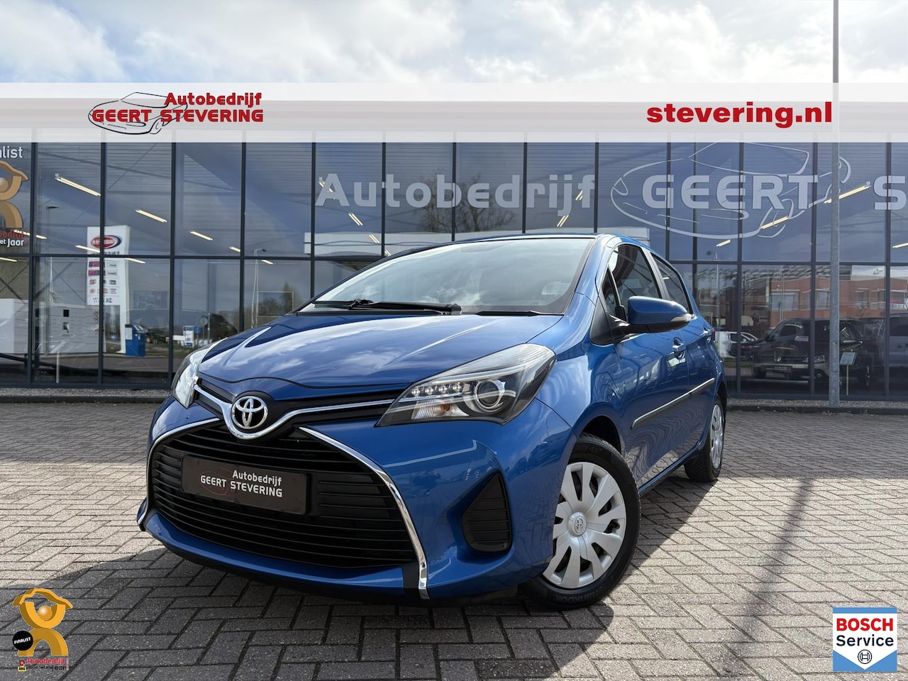 Toyota Yaris - 1.3 16V VVT-I 5DR / Automaat / Cruise / Camera - AutoWereld.nl