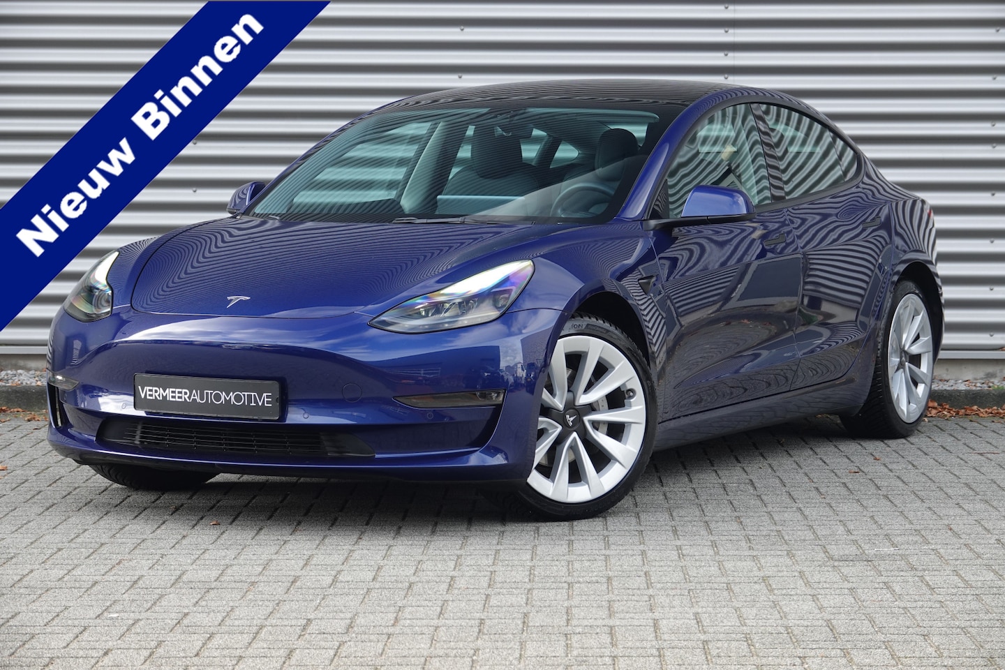 Tesla Model 3 - Long Range RWD Long Range AWD 75 kWh | Pano | Autopilot 3 | Stuur/stoelverw. | - AutoWereld.nl