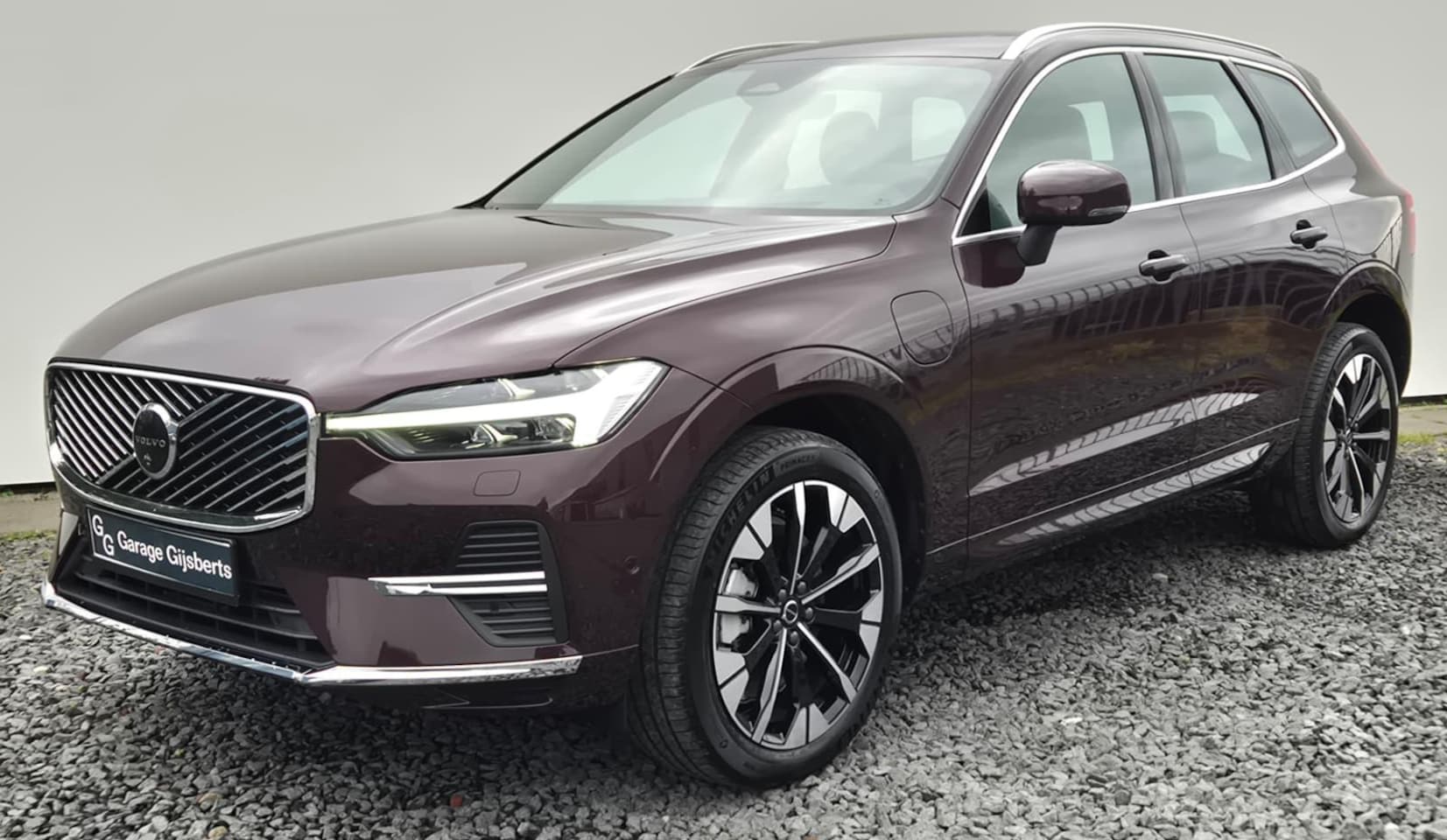 Volvo XC60 - 2.0 T6 Phev AWD Ultra Bright MY 2026 -  20” Wielen - Panoramadak - Lighting –Head up - Har - AutoWereld.nl