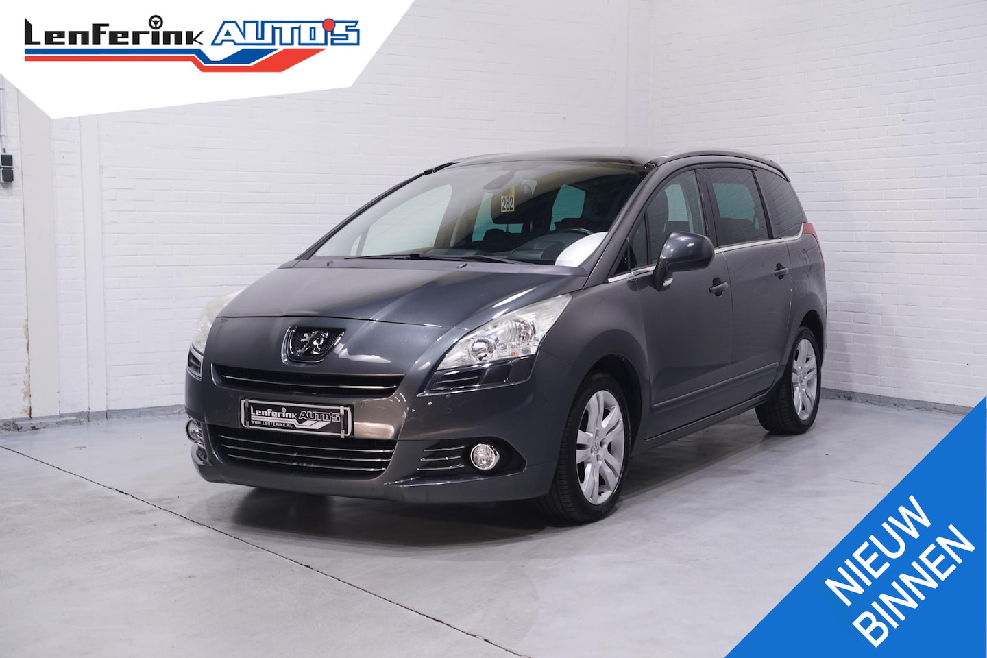 Peugeot 5008 - 1.6 THP Blue Lease Executive 7p. 1.6 THP Blue Lease Executive 7p. - AutoWereld.nl