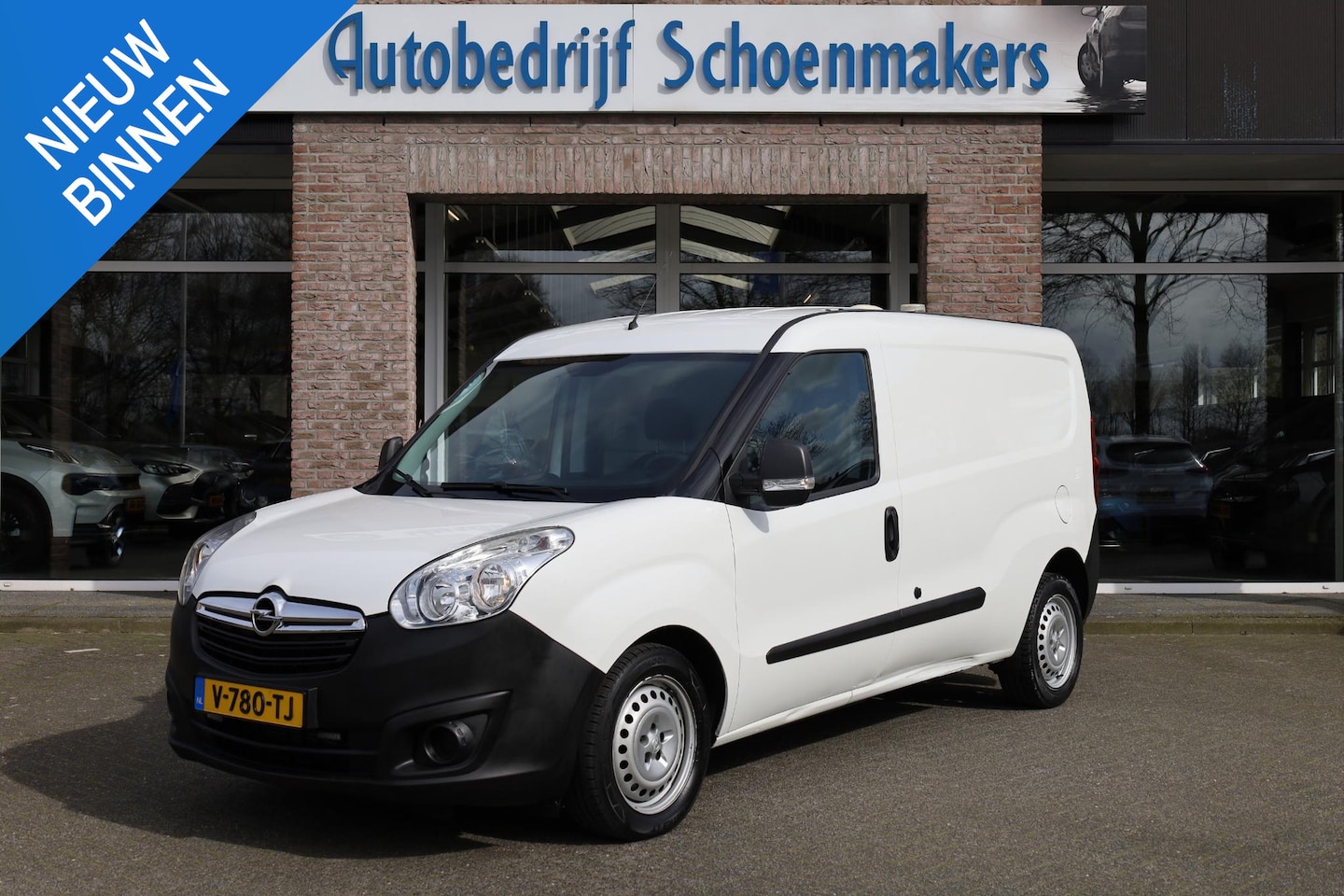 Opel Combo - 1.6 CDTi L2H1 Edition TREKHAAK AIRCO SCHUIFDEUR CRUISE VOICE ELEC.SPIEGELS PDC NAP - AutoWereld.nl