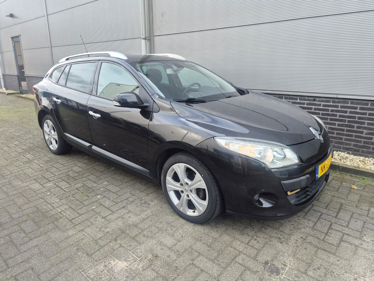 Renault Mégane Estate - 1.4 TCe Expression - APK tot 12 maart 2027 - - AutoWereld.nl