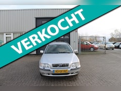 Volvo V40 - 1.8 Dynamic