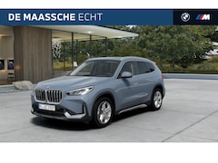 BMW X1 - sDrive20i xLine Automaat / Panoramadak / Achteruitrijcamera / Head-Up / Getint glas / Stoe