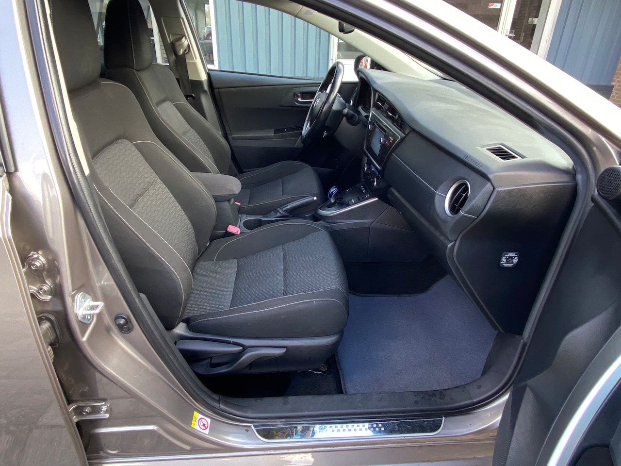 Toyota Auris - 1.8 Hybrid Dynamic