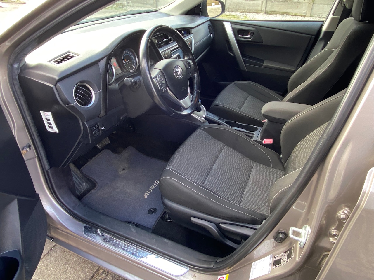 Toyota Auris - 1.8 Hybrid Dynamic