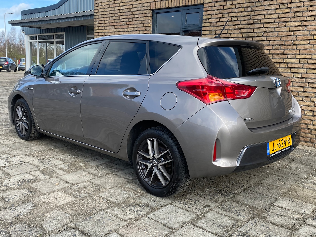 Toyota Auris - 1.8 Hybrid Dynamic