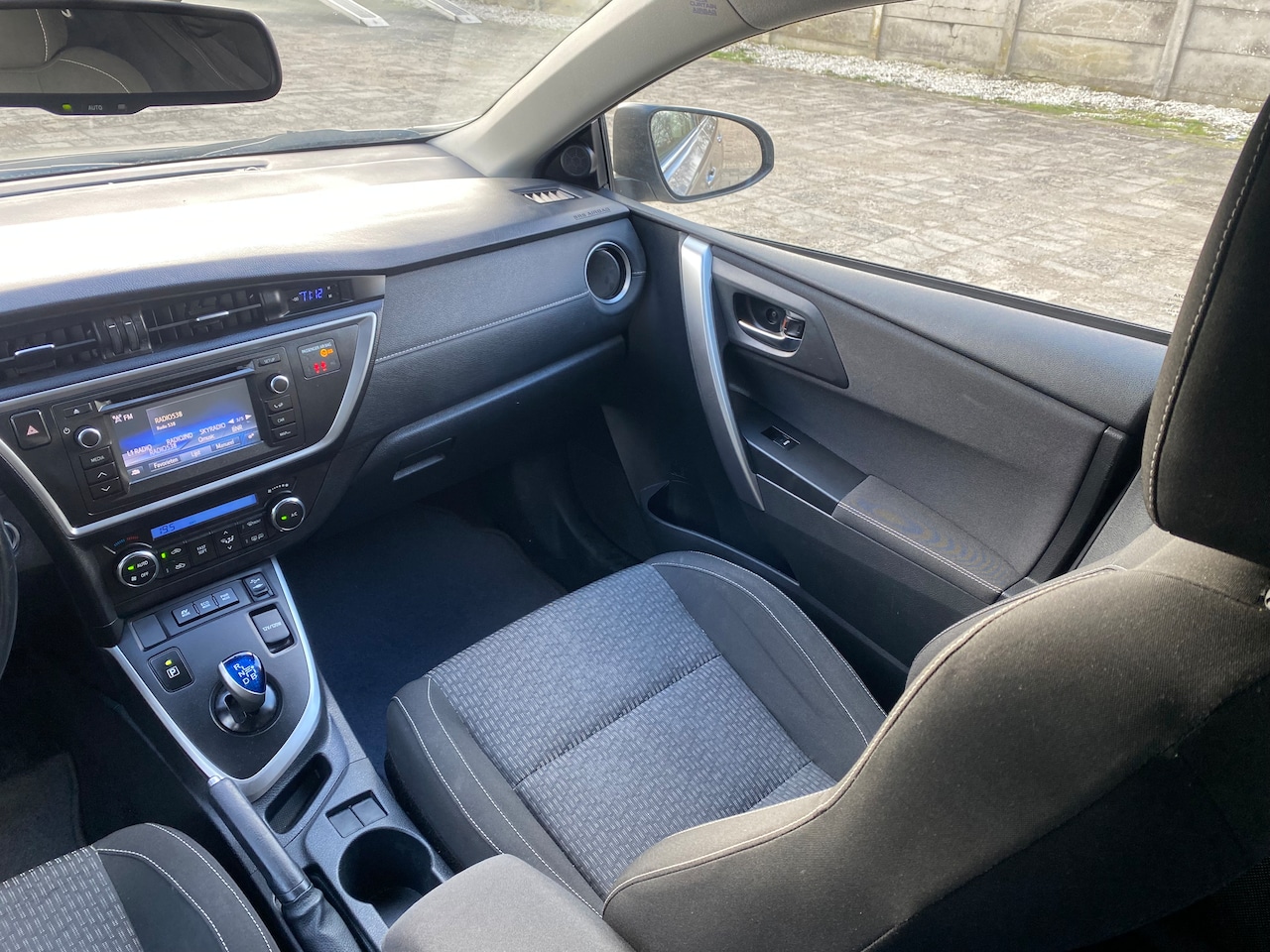 Toyota Auris - 1.8 Hybrid Dynamic