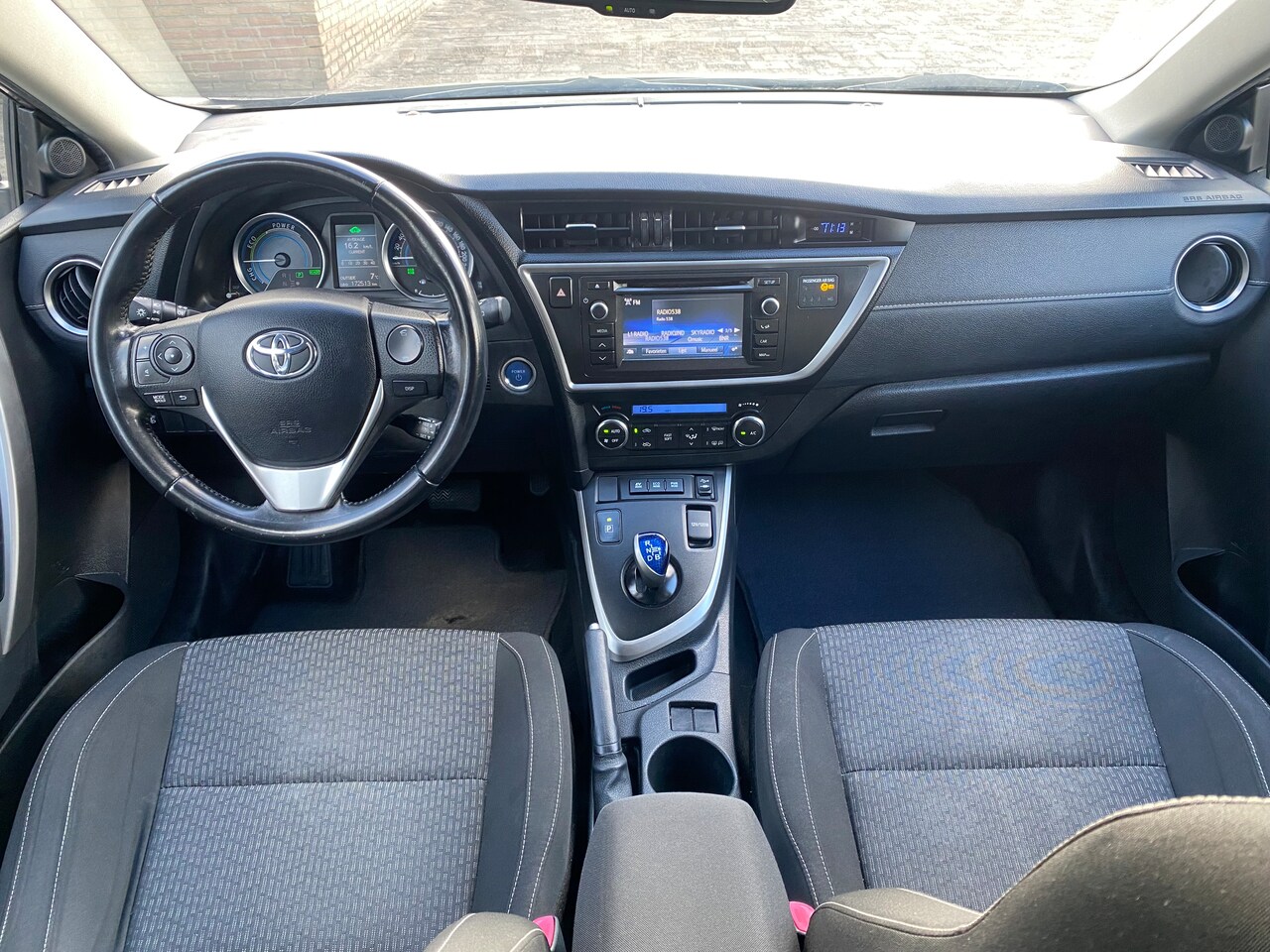 Toyota Auris - 1.8 Hybrid Dynamic
