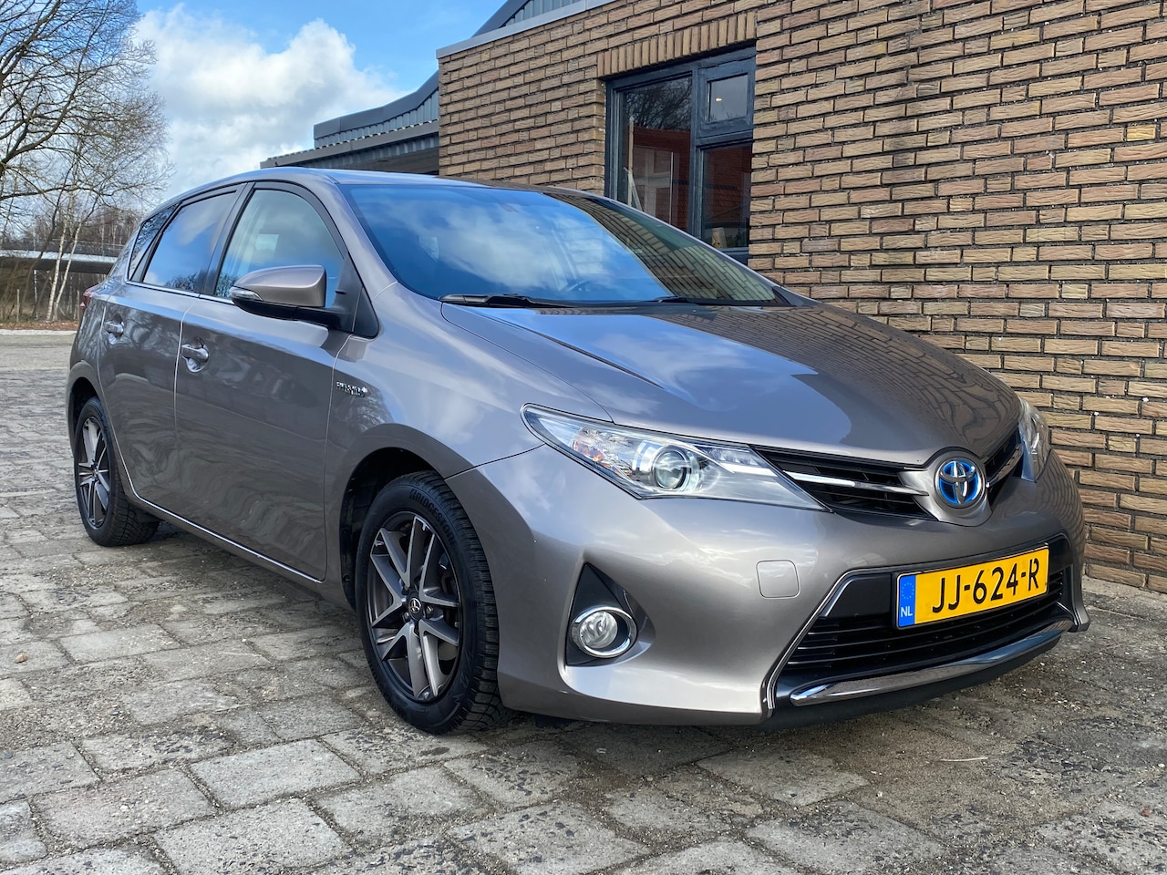 Toyota Auris - 1.8 Hybrid Dynamic