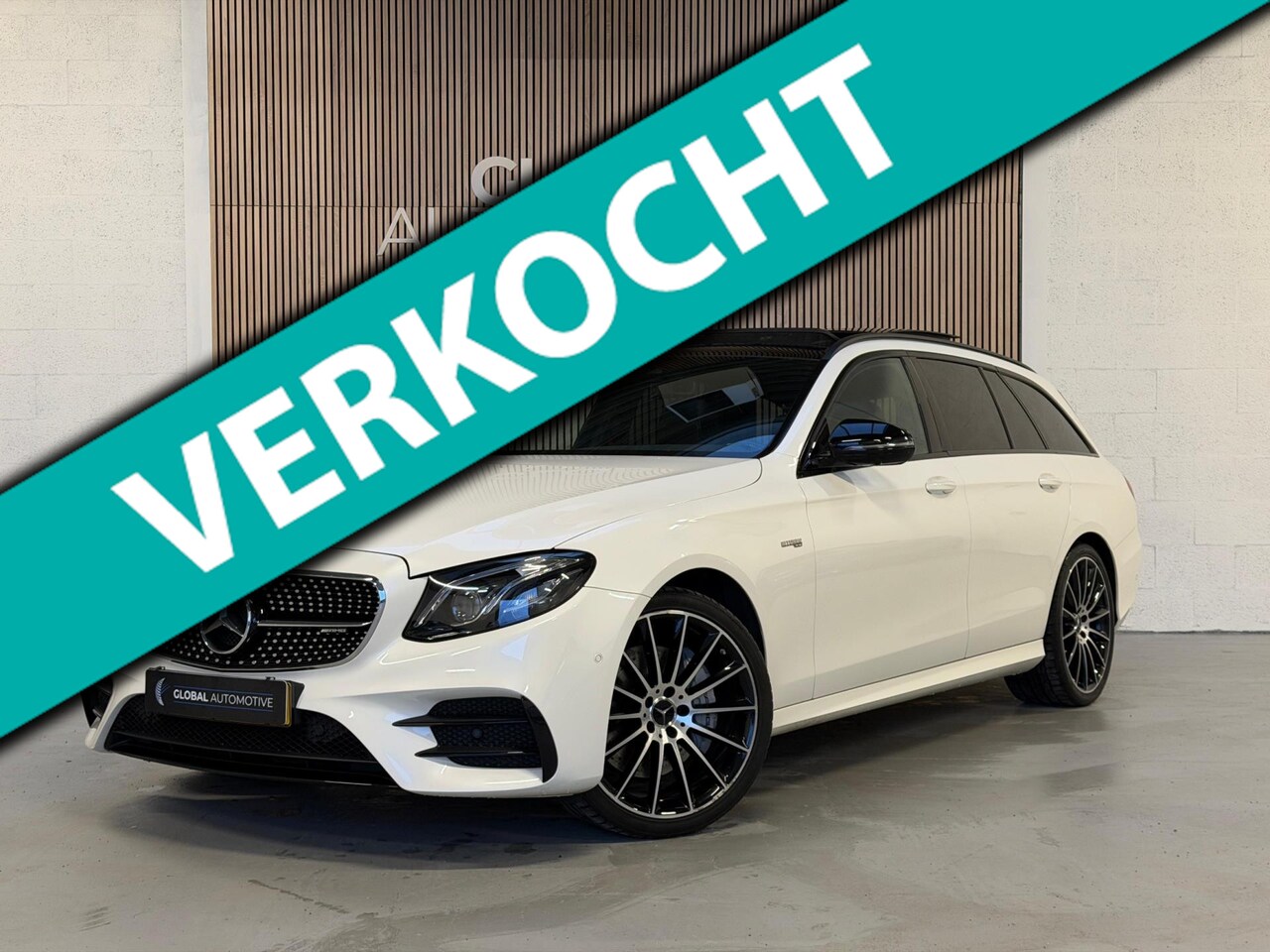 Mercedes-Benz E-klasse Estate - AMG 43 4MATIC Premium Plus - PANORAMADAK - BURMESTER AUDIO - 19'' - 360 CAMERA - AutoWereld.nl