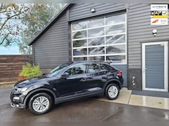 Volkswagen T-Roc - 1.0 TSI Style 1e Eig. BTW-Auto Full-map Navigatie, Apple Carplay / Android, Airco, Adap. C