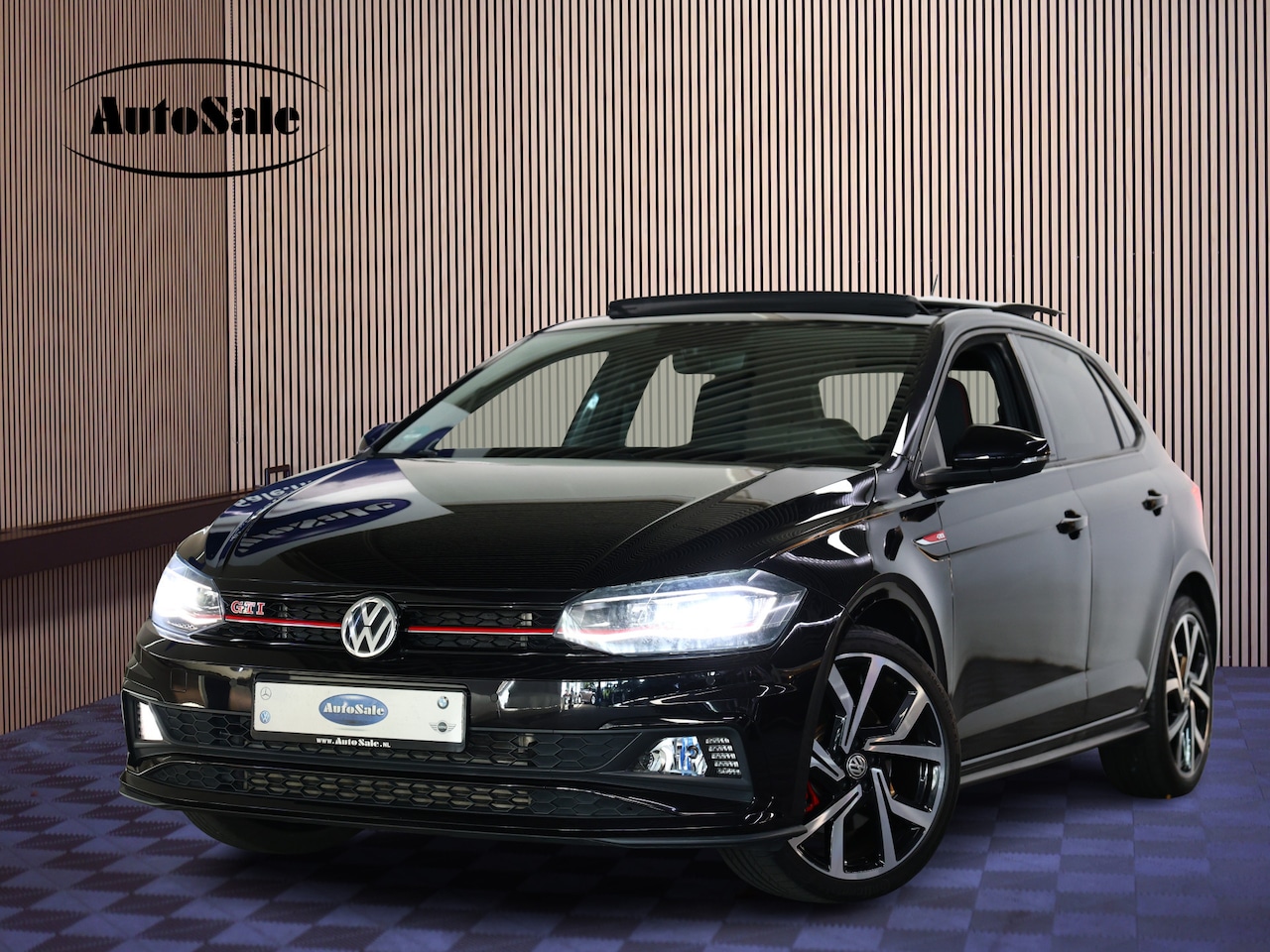 Volkswagen Polo - 2.0 TSI GTI VIRTUAL 22.000 km PANO CARPLAY ACC STOELVW '20 - AutoWereld.nl