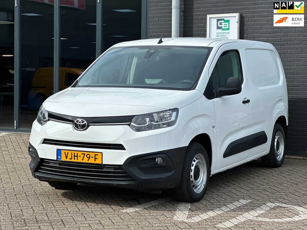 Toyota ProAce City - 1.5 D-4D Professional/1STE EIG/CAMERA/CARPLAY/NAVI/NETTE STAAT!! - AutoWereld.nl