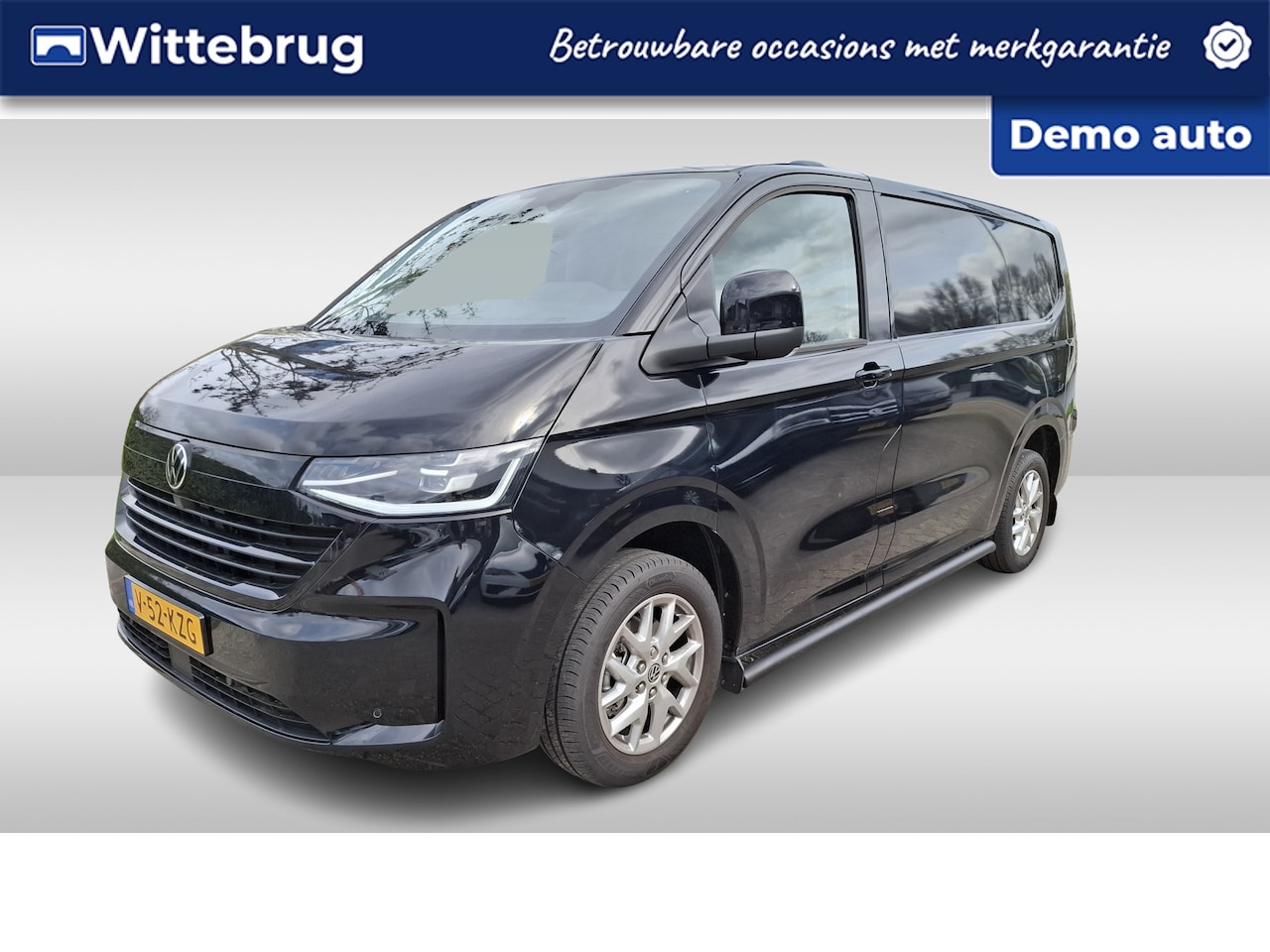 Volkswagen Transporter - 2.0 TDI L1H1 28 Bulli Trekhaak / PDC / Full Led - AutoWereld.nl