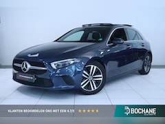 Mercedes-Benz A-klasse - 200 Premium Plus | Panoramadak | LED | Climate Control | Lichtmetalen velgen 17" | Apple C