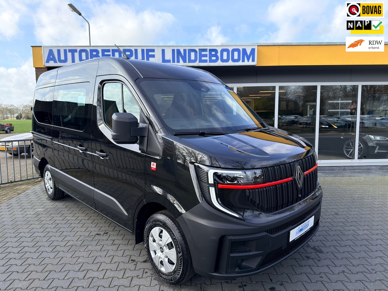 Renault Master - Luxe Rolstoelbus Nieuw!!! L2H2 - AutoWereld.nl