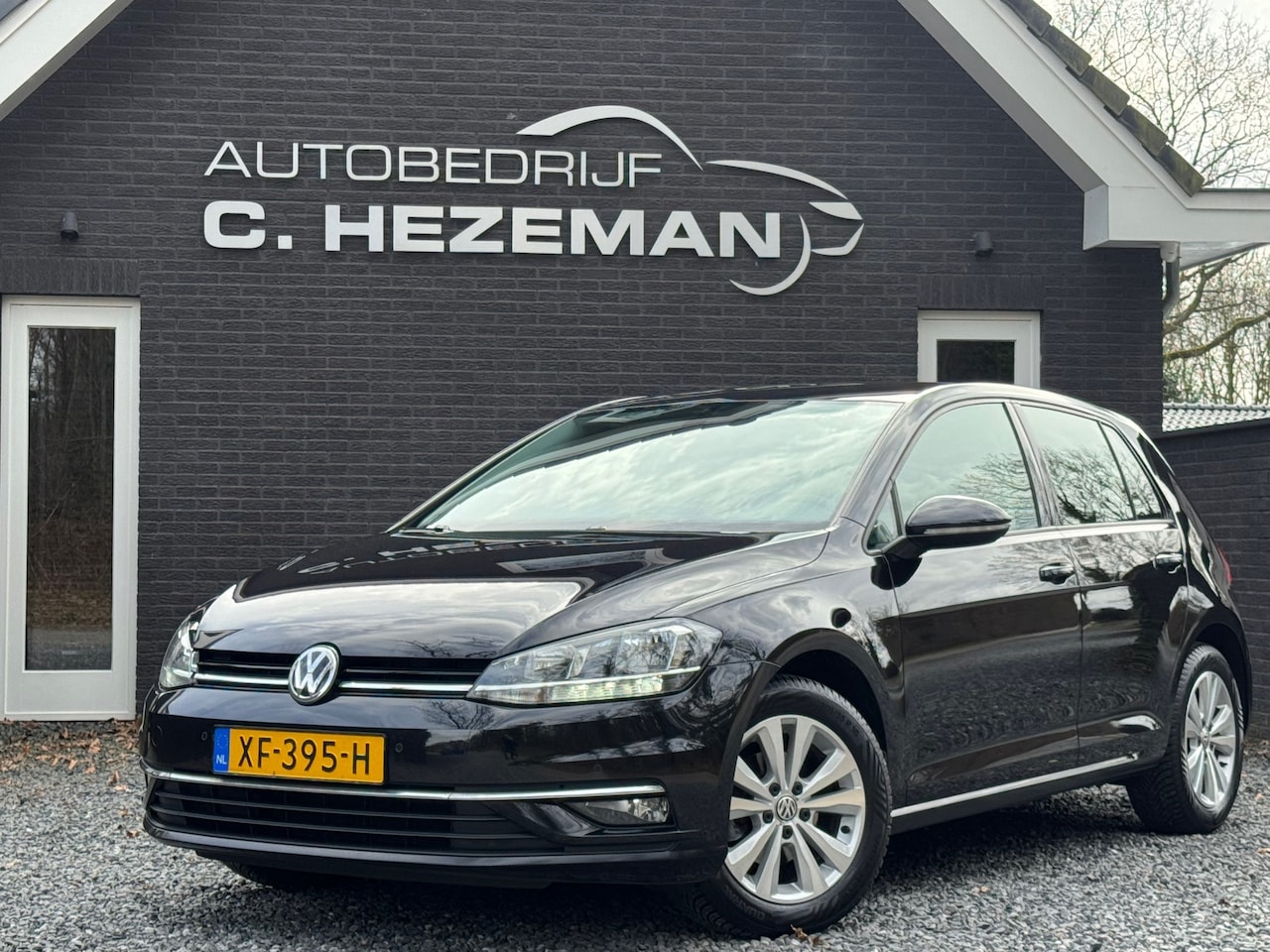 Volkswagen Golf - 1.0 TSI Comfortline Adaptieve Cruise Control trekhaak Sportvelgen - AutoWereld.nl