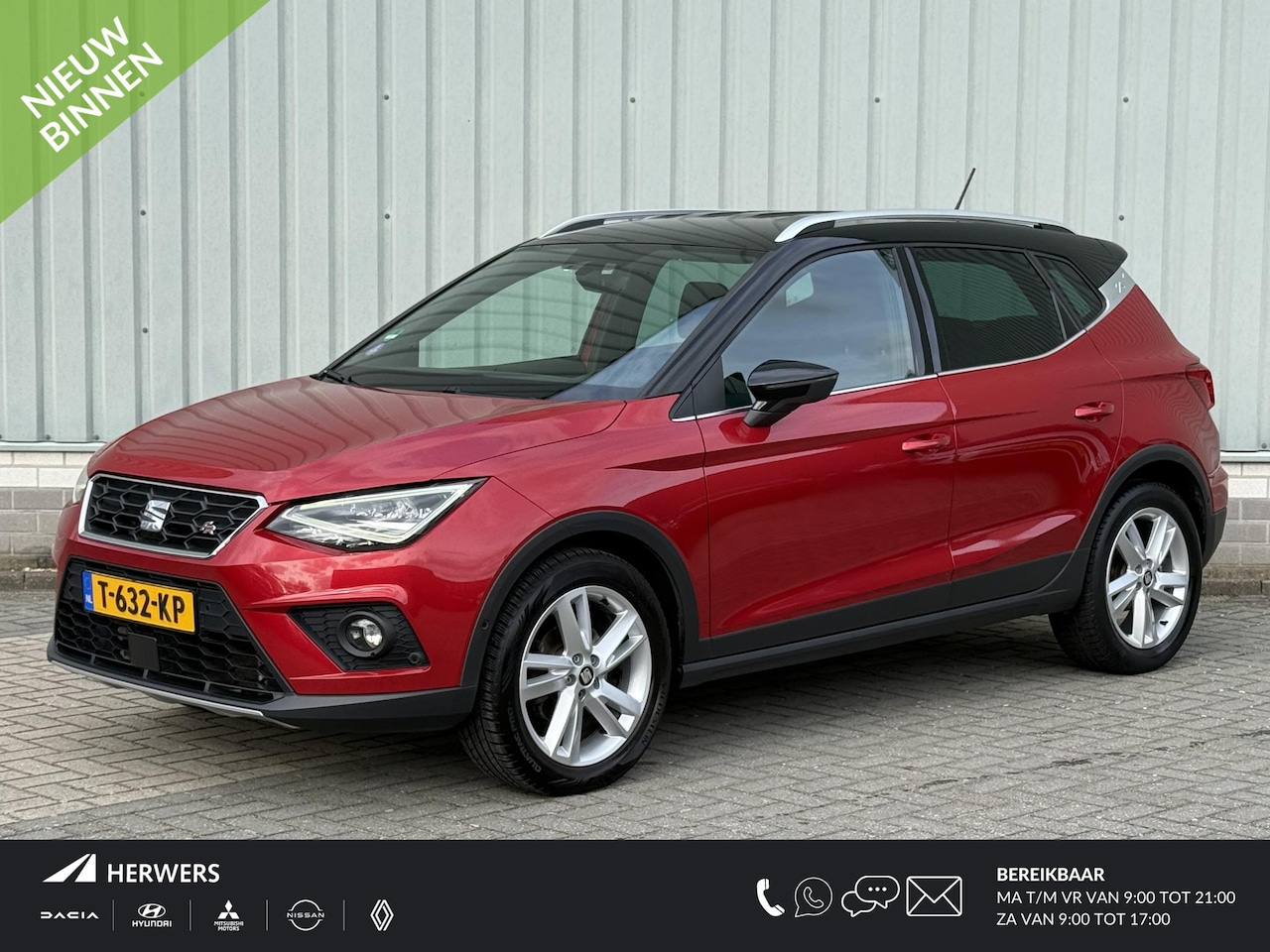 SEAT Arona - 1.5 TSI EVO FR Business Intense / Navigatie / Cruise Control / Stoelverwarming / All Seaso - AutoWereld.nl