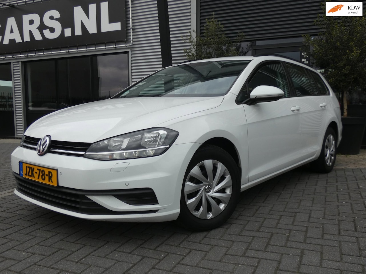Volkswagen Golf Variant - 1.0 TSI Trendline | AUTOMAAT - AutoWereld.nl