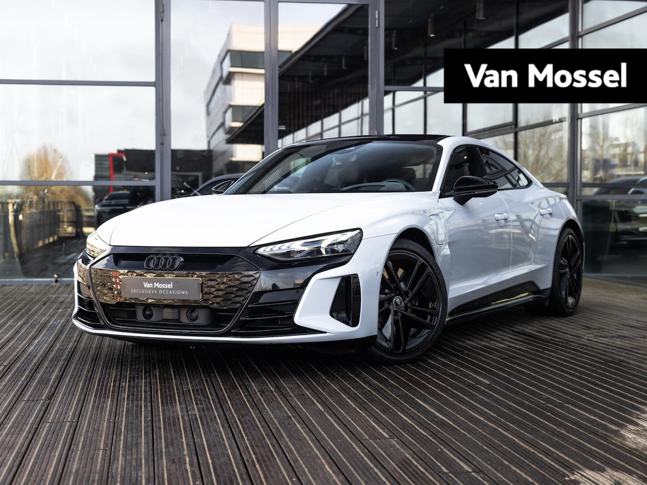 Audi e-tron GT - RS 93 kWh | PANORAMADAK | RS STOELEN | STOELVERWARMING + VENTILATIE | B&O AUDIO | LUCHTVER - AutoWereld.nl