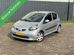 Toyota Aygo - 1.0-12V + Automaat