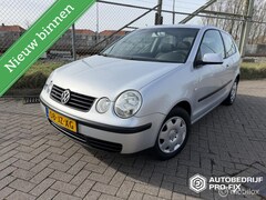 Volkswagen Polo - 1.4-16V Comfortline