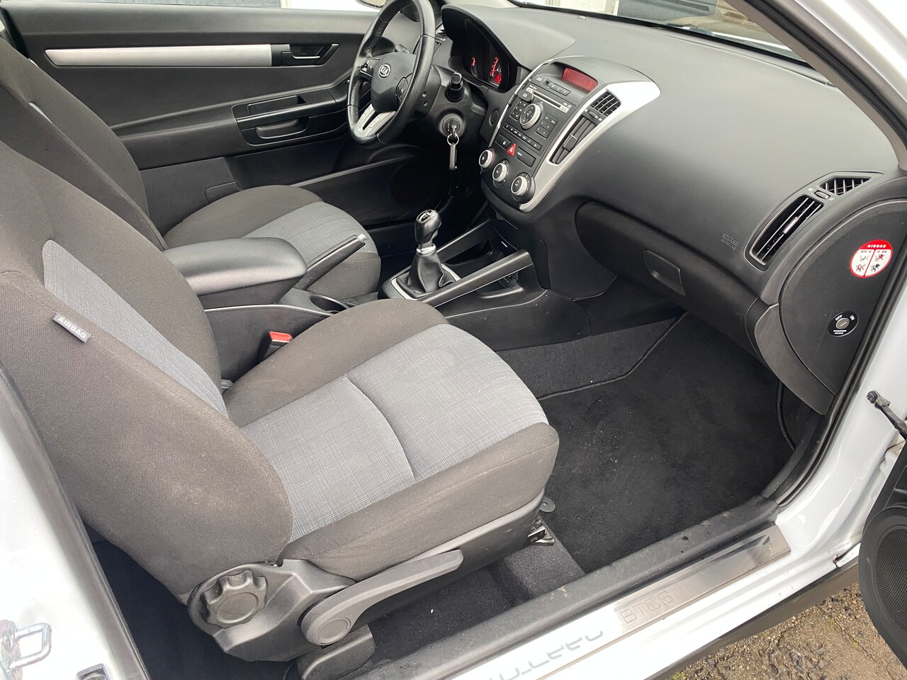 Kia Pro cee'd - 1.4 CVVT Seven INCL GROTE BEURT + DISTR. KETTING