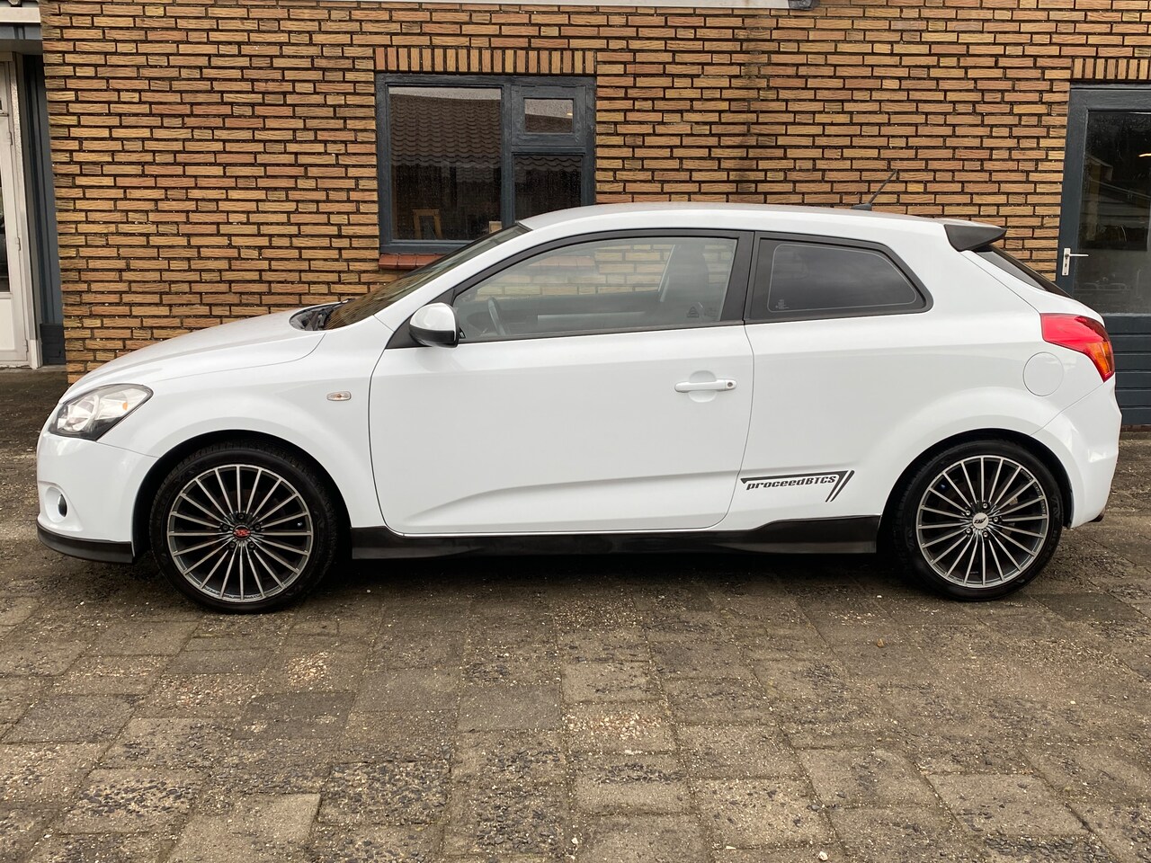 Kia Pro cee'd - 1.4 CVVT Seven INCL GROTE BEURT + DISTR. KETTING