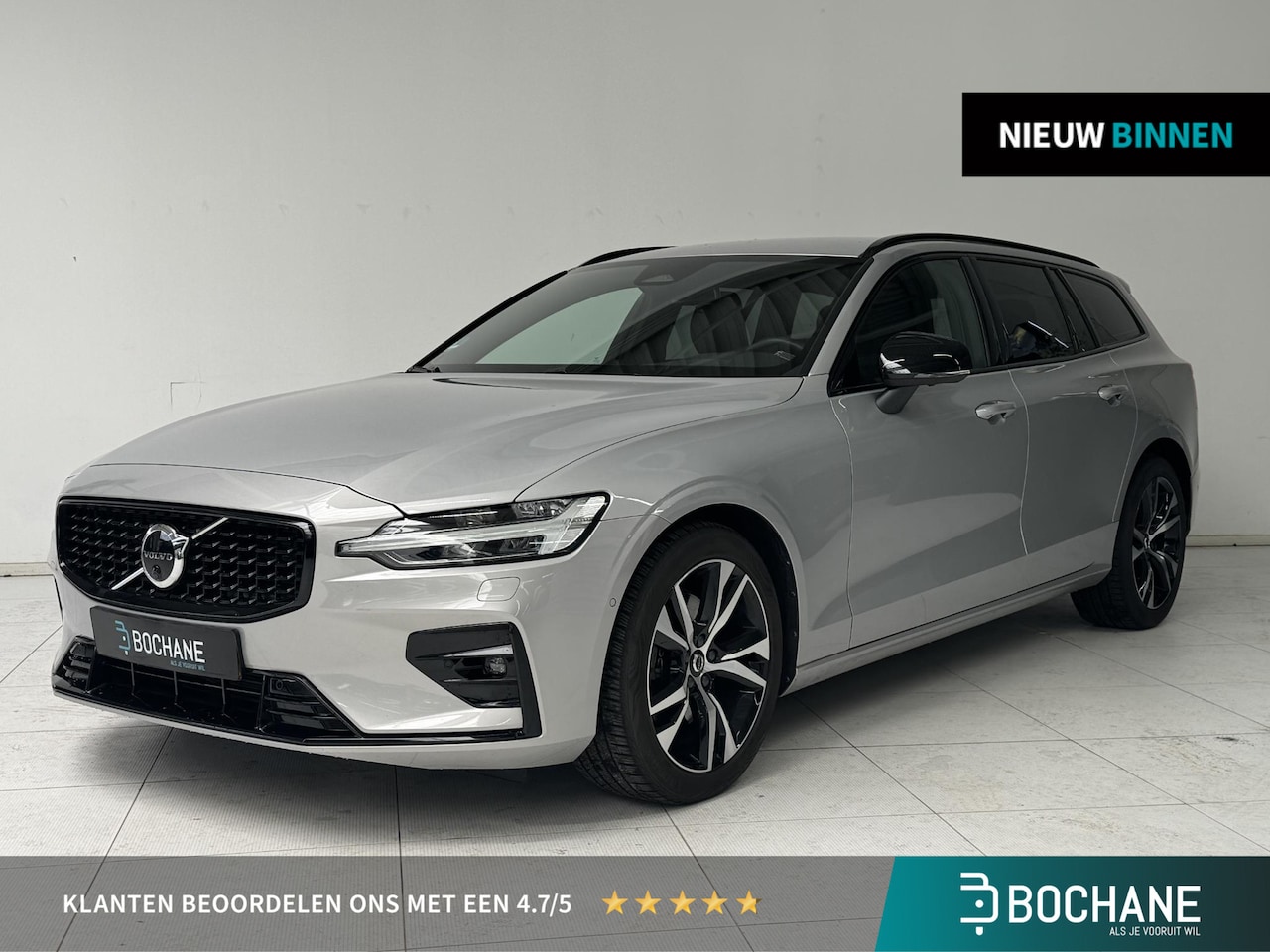 Volvo V60 - 2.0 B3 Plus Dark | Trekhaak | Harman / Kardon | 360° Camera | Stoelverwarming | - AutoWereld.nl