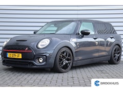 MINI Clubman - 2.0 COOPER S 192PK JOHN COOPER WORKS AUTOMAAT / NAVI / LEDER / CLIMA / LED / PDC / 18" LMV
