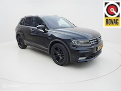 Volkswagen Tiguan - 2.0 TSI 4M R-LINE/ACC/PANO/VIRTUAL/CARPLAY