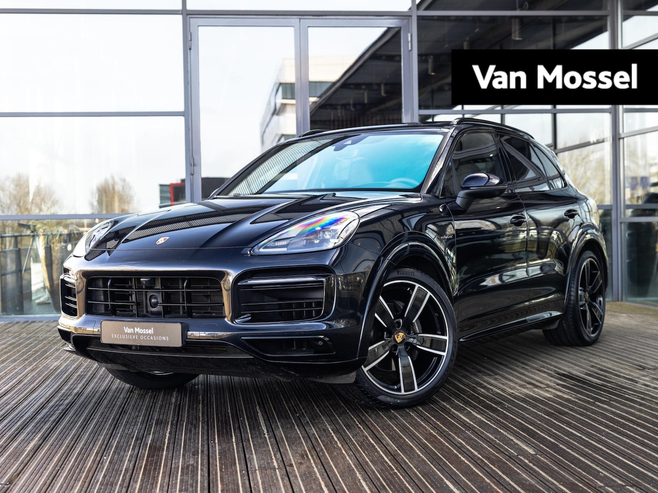 Porsche Cayenne - 3.0 E-Hybrid Platinum Edition | SPORTDESIGN | SPORTCHRONO | MOONLIGHTBLUE | ELEKTR. TREKHA - AutoWereld.nl