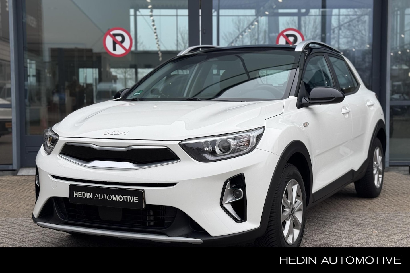 Kia Stonic - 1.0 T-GDi MHEV DynamicLine Cruise Control | Achteruitrijcamera | Rijmodus | Automatische v - AutoWereld.nl