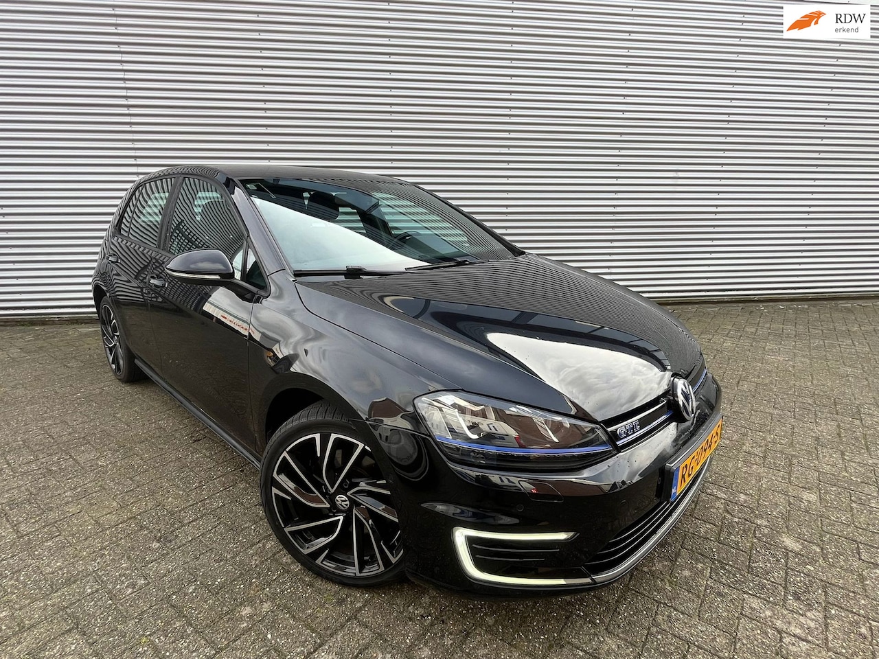 Volkswagen Golf - 1.4 TSI GTE|ACC|Stoelver|Navi|Airco|Bluetooth| - AutoWereld.nl