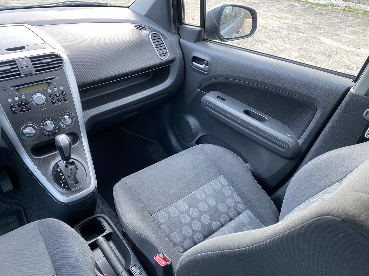 Suzuki Splash - 1.2 Exclusive AUTOMAAT MET MAAR 53.000 KM, ZEER NETJES.