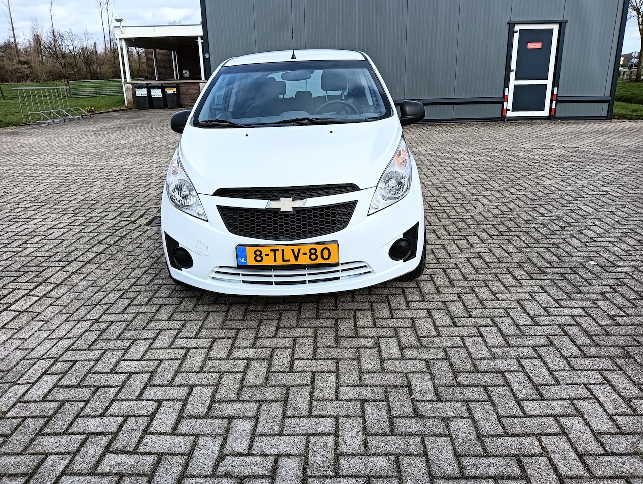 Chevrolet Spark - 1.0 16V L Topstaat - AutoWereld.nl