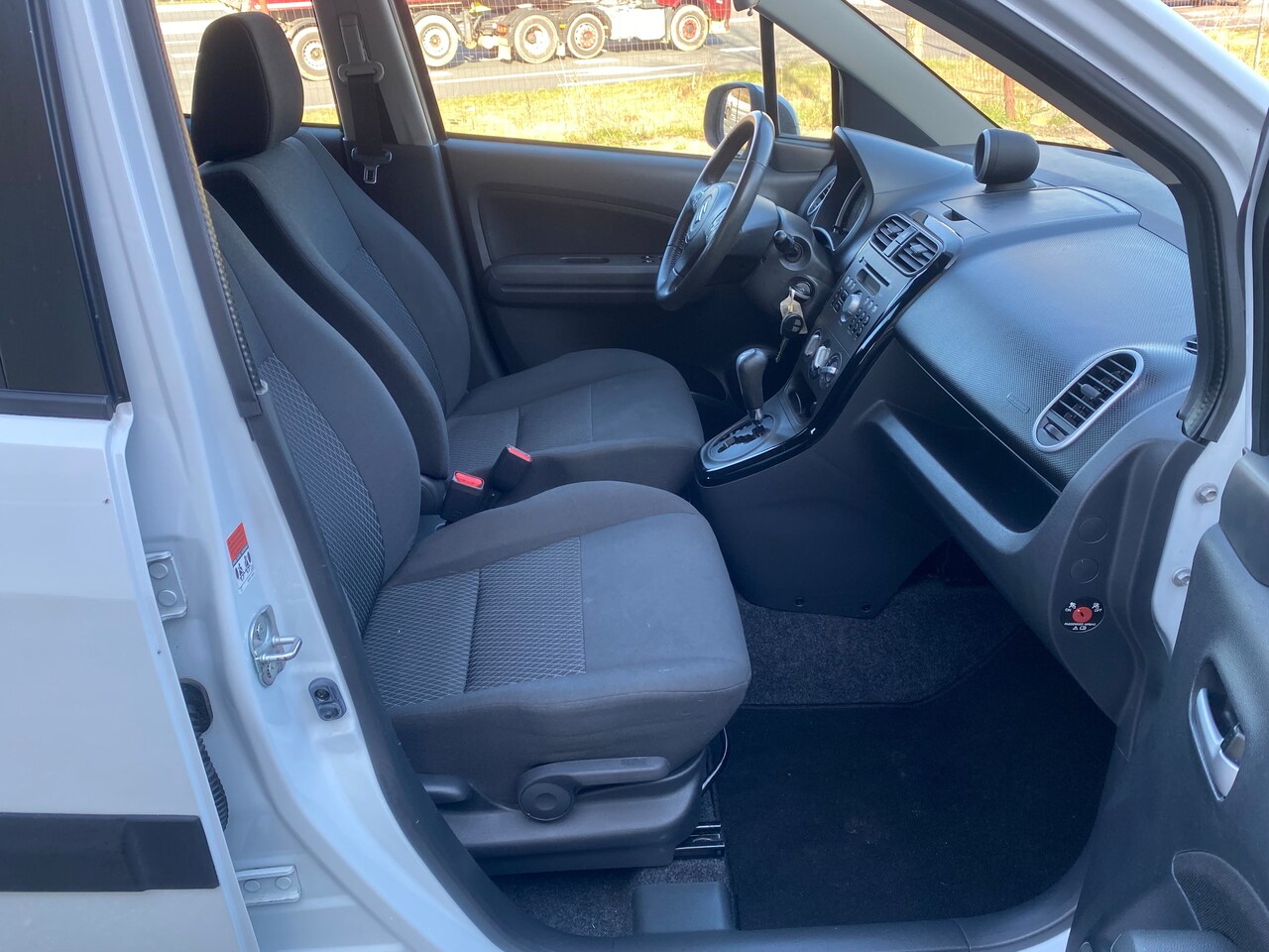 Suzuki Splash - 1.2 Exclusive GEFACELIFT UITVOERING EN PARELMOER WIT
