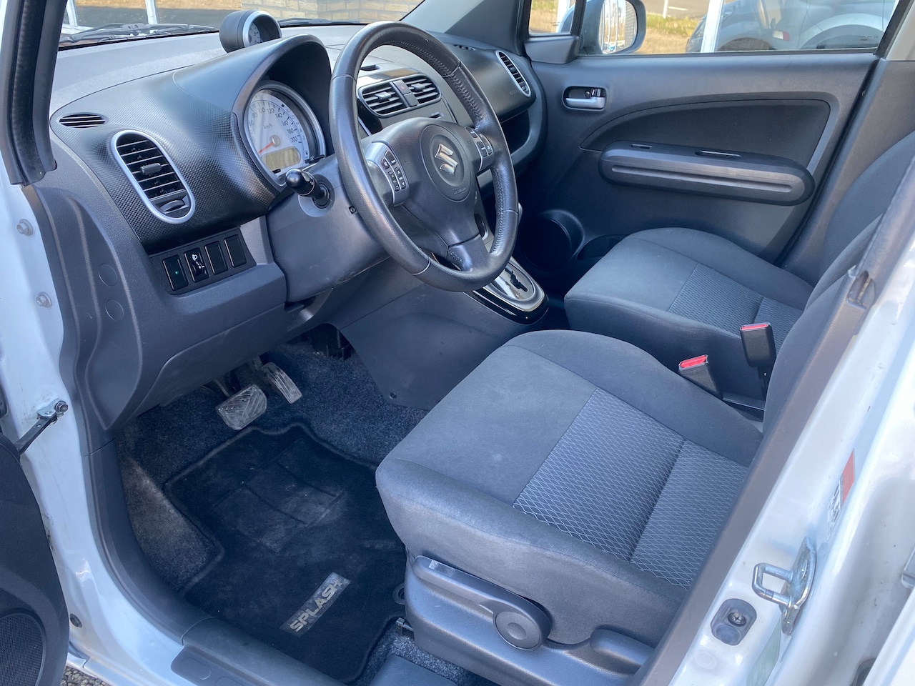 Suzuki Splash - 1.2 Exclusive GEFACELIFT UITVOERING EN PARELMOER WIT