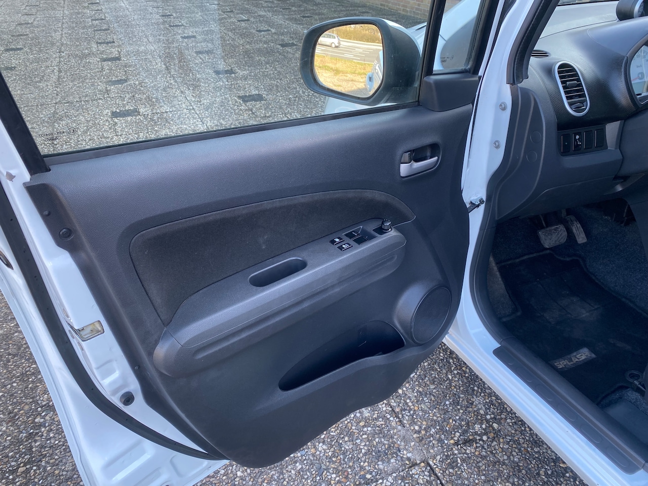 Suzuki Splash - 1.2 Exclusive GEFACELIFT UITVOERING EN PARELMOER WIT